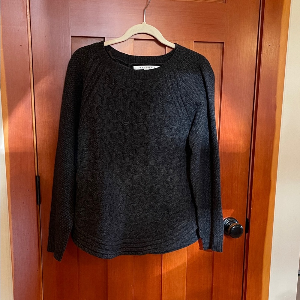 Elegant Women's Sweater Trio in Gray, Black, and Burgundy - Picture 2 of 7